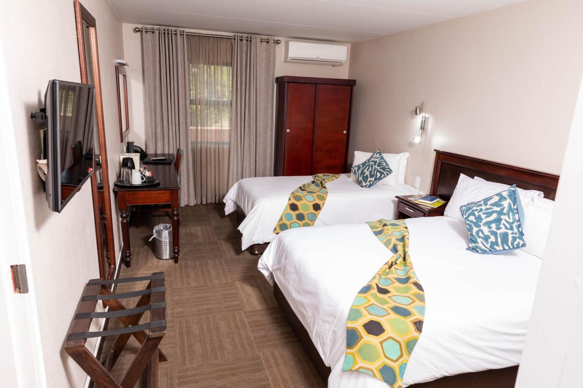 Hotel 247 @ White River Luaran gambar